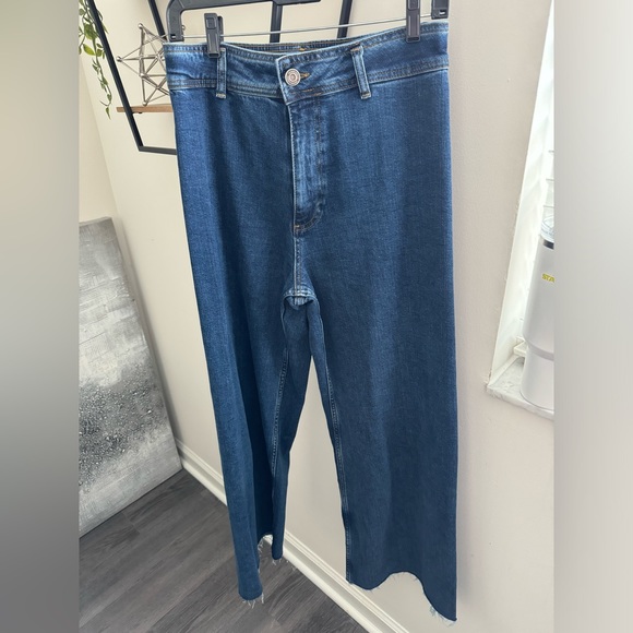 Zara Wide Leg Jeans - Picture 1 of 4